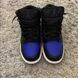 COPY - Jordan one mids